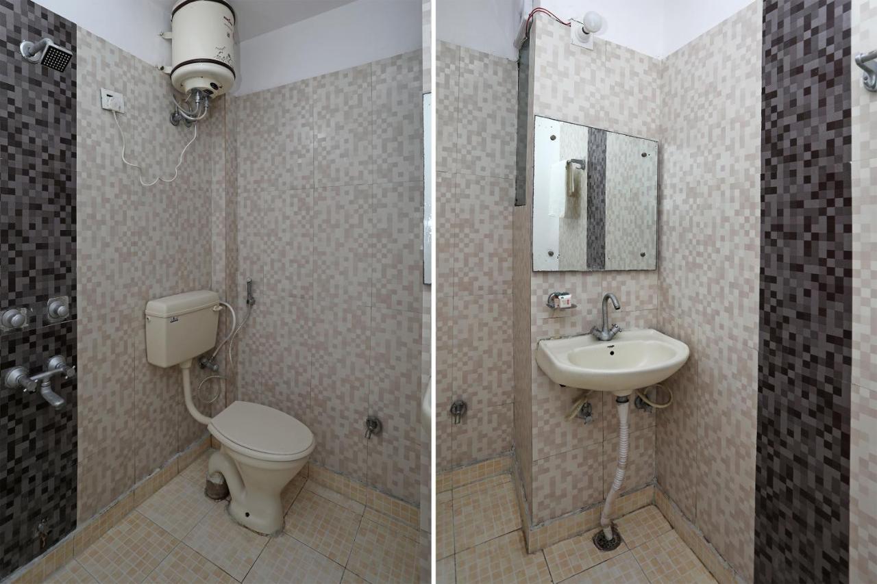 Oyo 11392 The Hotel Grand Hospitality Noida Esterno foto